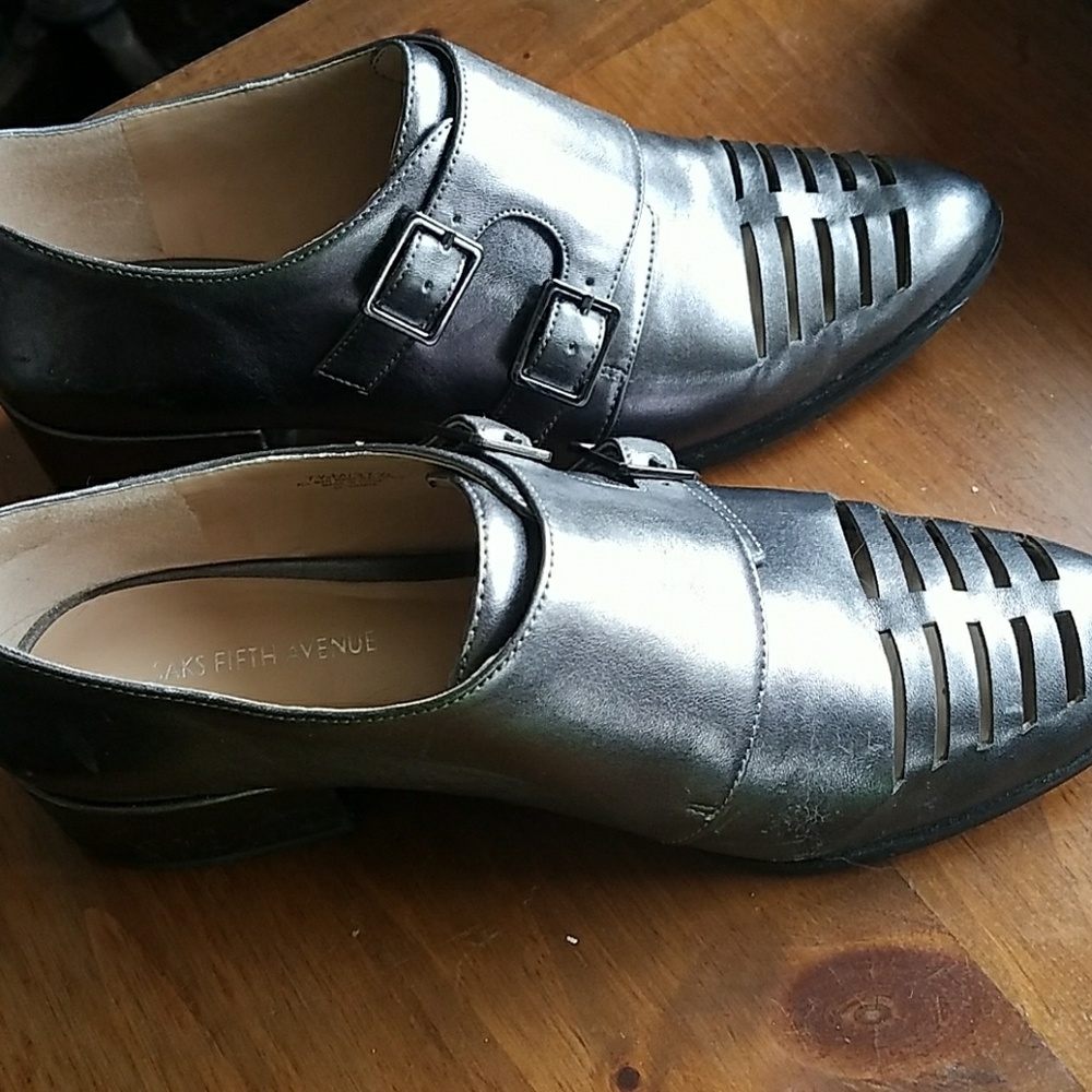 Shoes - Picture 2 of 4